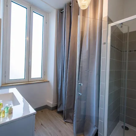 شقة Major D'home Amalgame Avec Jacuzzi En Option Périgueux