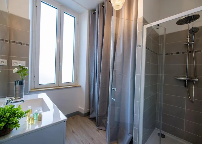 アパート Major D'home Amalgame ペリグー